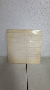 Pink Floyds The Wall Double LP Vinyl Album (1979) in great condition