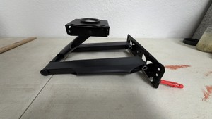 Mountio Full-Motion Articulating TV Wall Mount