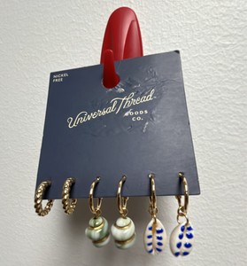 Three pack of earrings