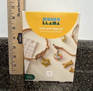 Mondo Llama resin pet tag kit