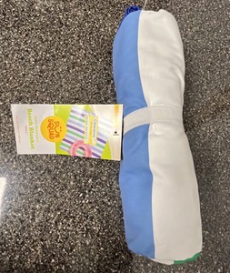 Brand new Sun Squad sand resistant beach blanket